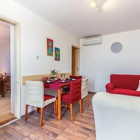 Three-bedroom Holiday In Holiday home *