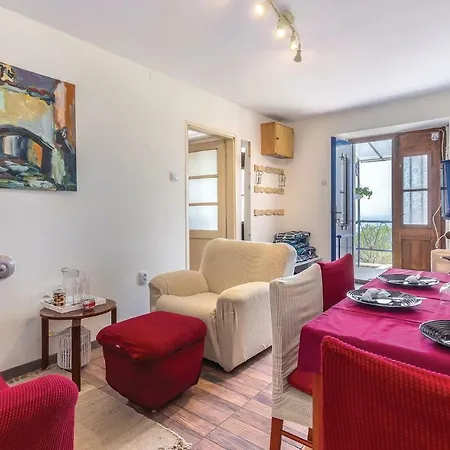 Three-bedroom Holiday In *
