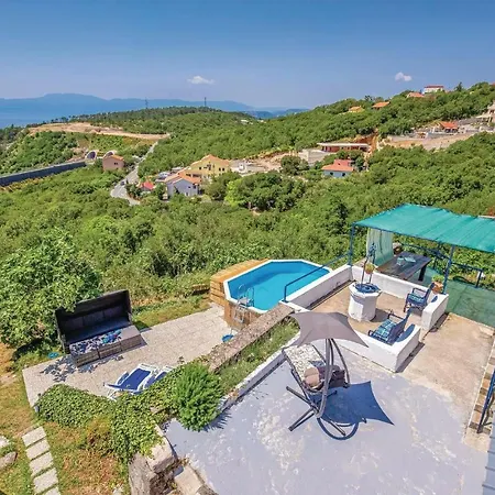 Three-bedroom Holiday In Holiday home *