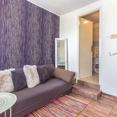 Holiday home Three-bedroom Holiday In
