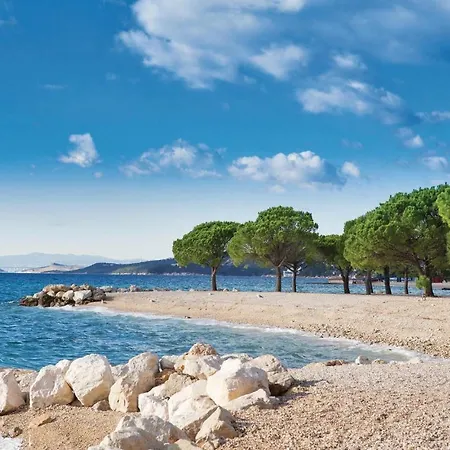 Three-bedroom Holiday In Holiday home Hreljin