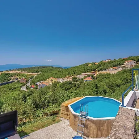 Three-bedroom Holiday In